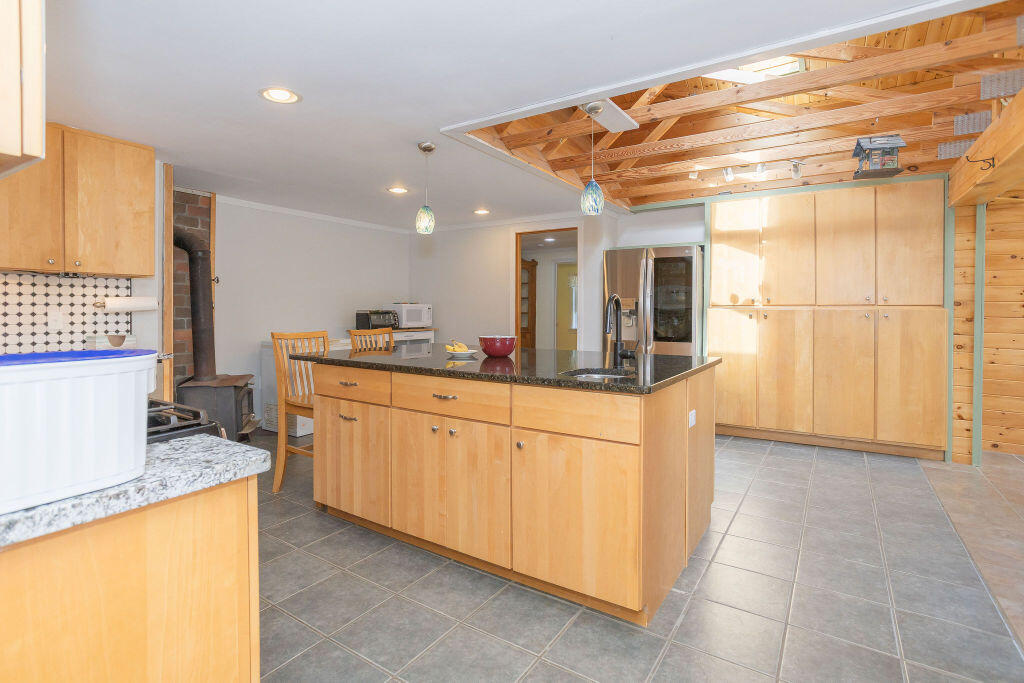 751 Holley Road Farmington, ME 04938 - Photo 9 of 102 taylor-kaminsky-photo-64