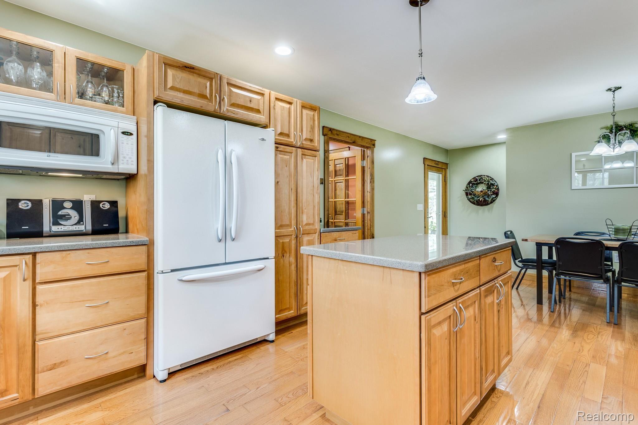 2495 Hueling Road Port Huron, MI 48060 - Photo 14 of 40 2495 Hueling Rd (24 of 45).jpg