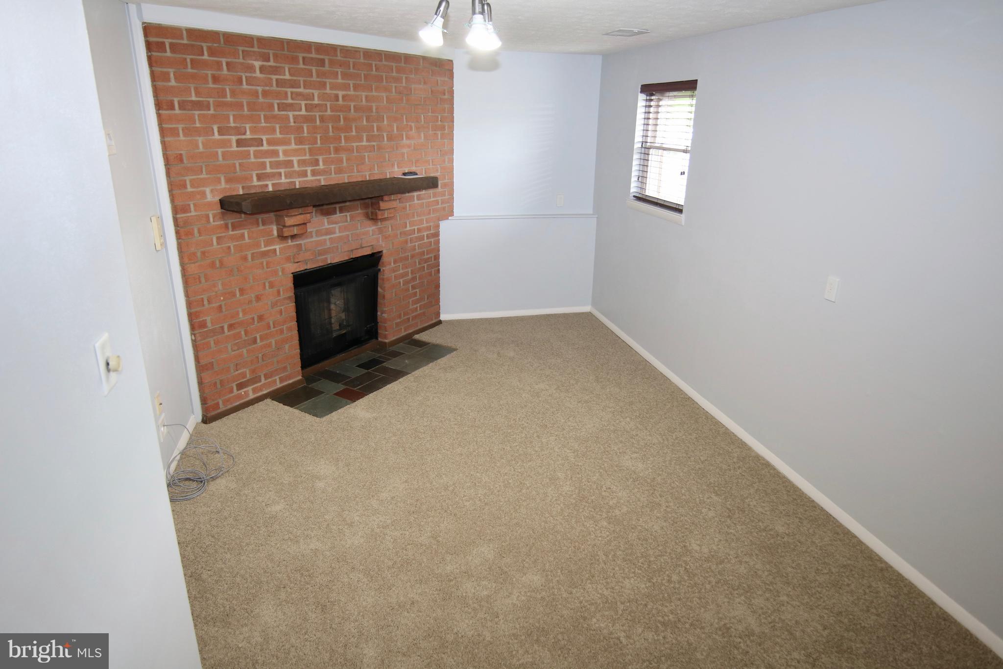 1820 Montreal Road Severn, MD 21144 - Photo 3 of 25 Family Room