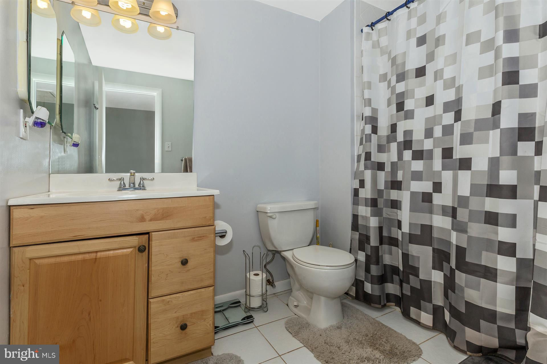 213 North Cottage Road Sterling, VA 20164 - Photo 12 of 14 Bedroom