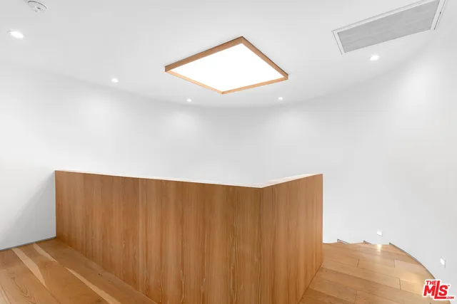 $59,900 | 1001 North Hanover Drive, Beverly Hills, CA 90210