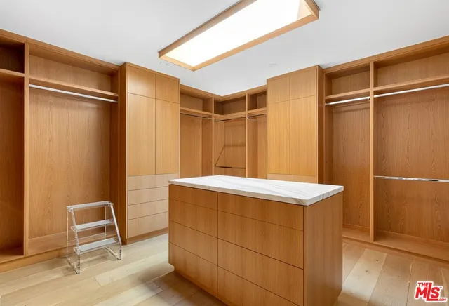 $59,900 | 1001 North Hanover Drive, Beverly Hills, CA 90210