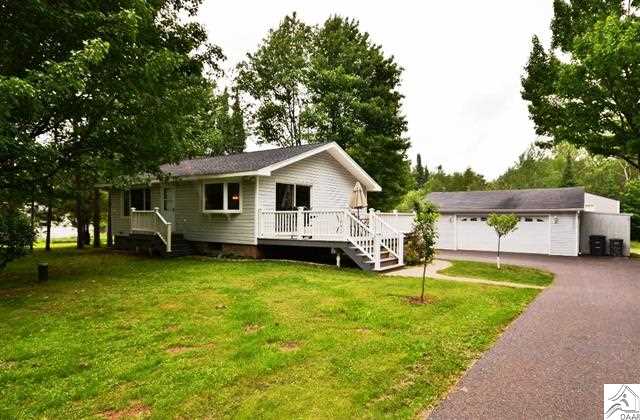 5850 Arnold Road Duluth, MN 55803 - Photo 1 of 16