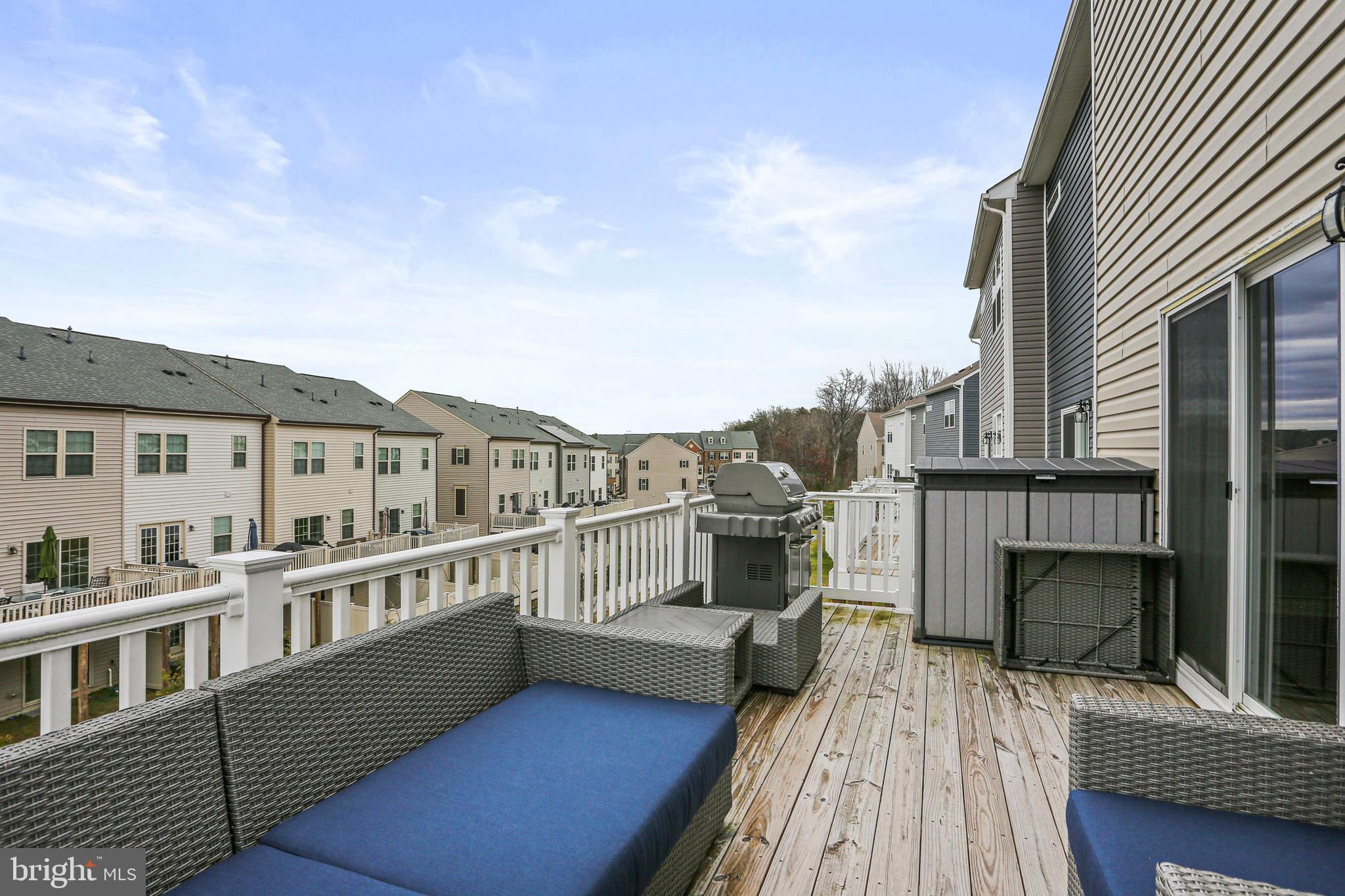 2918 Davis Ridge Court Hanover, MD 21076 - Photo 10 of 26 Well maintained with vinyl rails