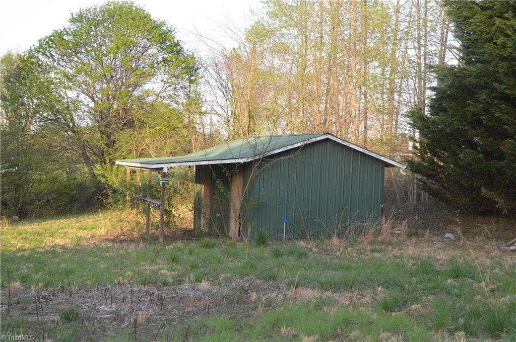 1145 Noel Martin Road Sandy Ridge, NC 27046 - Photo 4 of 9 Gallery Image 4