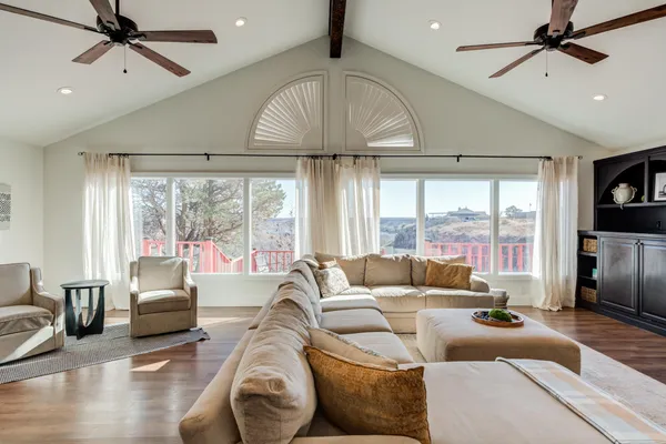 $625,000 | 15 Surrey Circle, Ransom Canyon, TX 79366