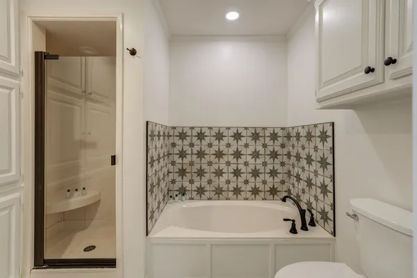 $625,000 | 15 Surrey Circle, Ransom Canyon, TX 79366