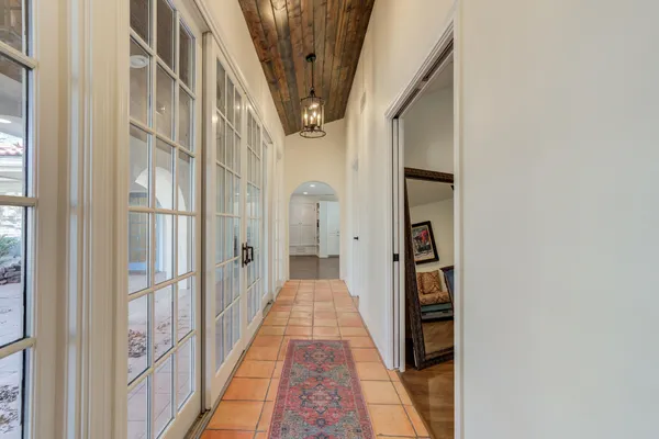 $625,000 | 15 Surrey Circle, Ransom Canyon, TX 79366