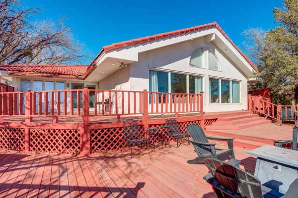 $625,000 | 15 Surrey Circle, Ransom Canyon, TX 79366