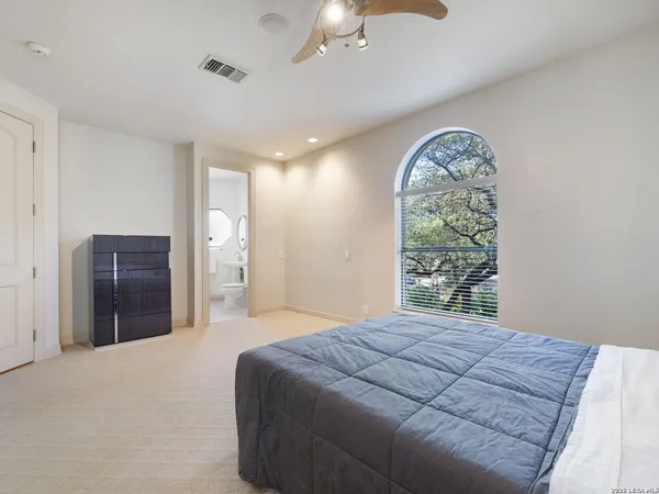 $8,000 | 3 Birnam Oaks, San Antonio, TX 78248