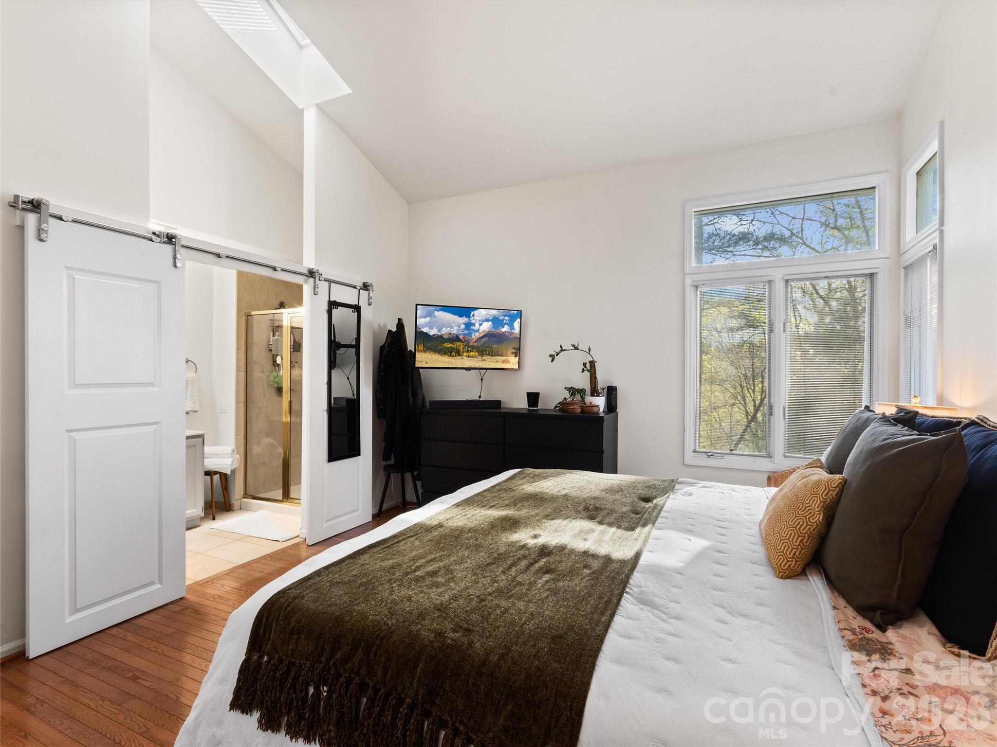 26 Autumn Ridge Lane Asheville, NC 28803 - Photo 9 of 28