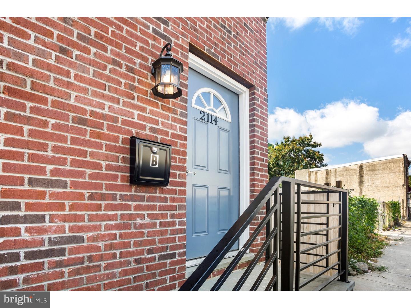 2114 South 7th Street Philadelphia, PA 19148 - Photo 3 of 19