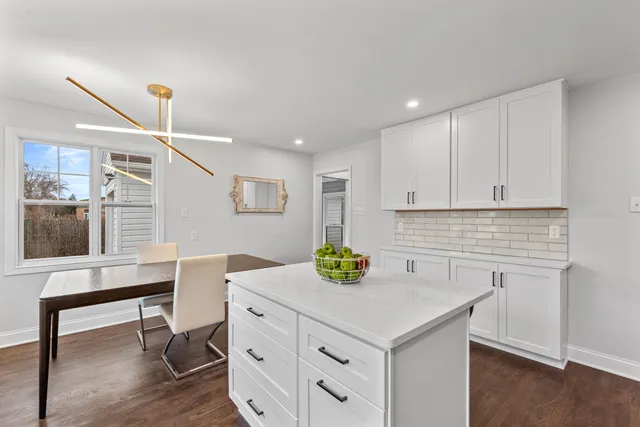 $389,900 | 102 West Calumet Road, Fox Point, WI 53217