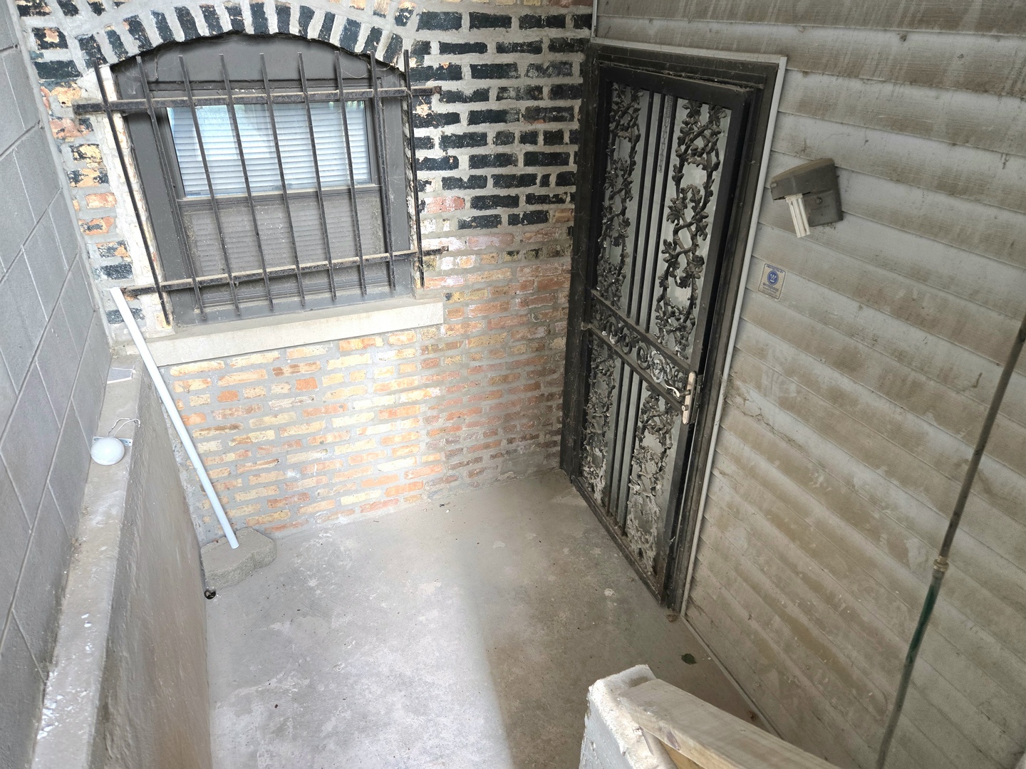 6137 South Kimbark Avenue, Unit B Chicago, IL 60637 - Photo 19 of 20