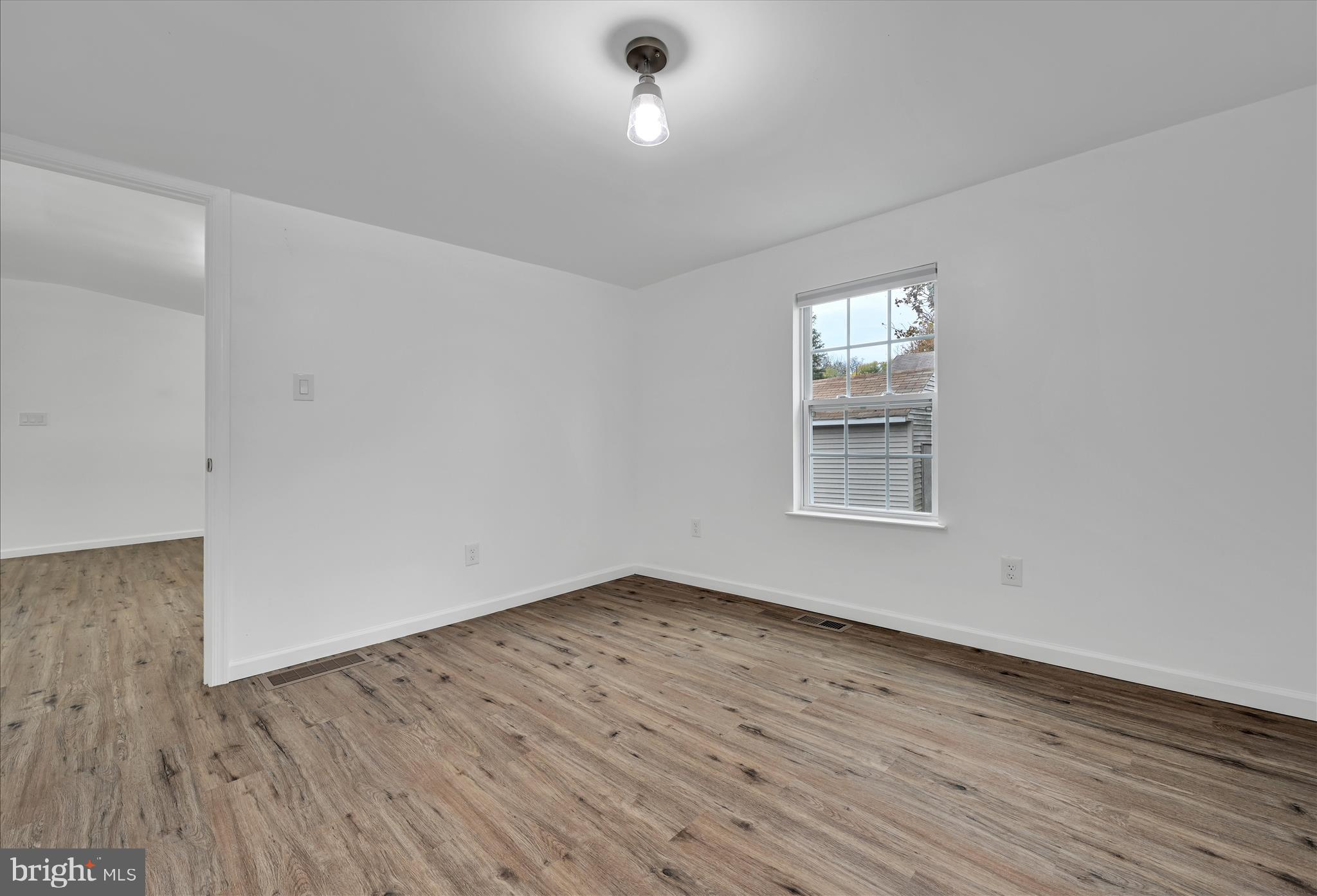 1111 Riverside Drive Pottstown, PA 19465 - Photo 11 of 34 Dining Area