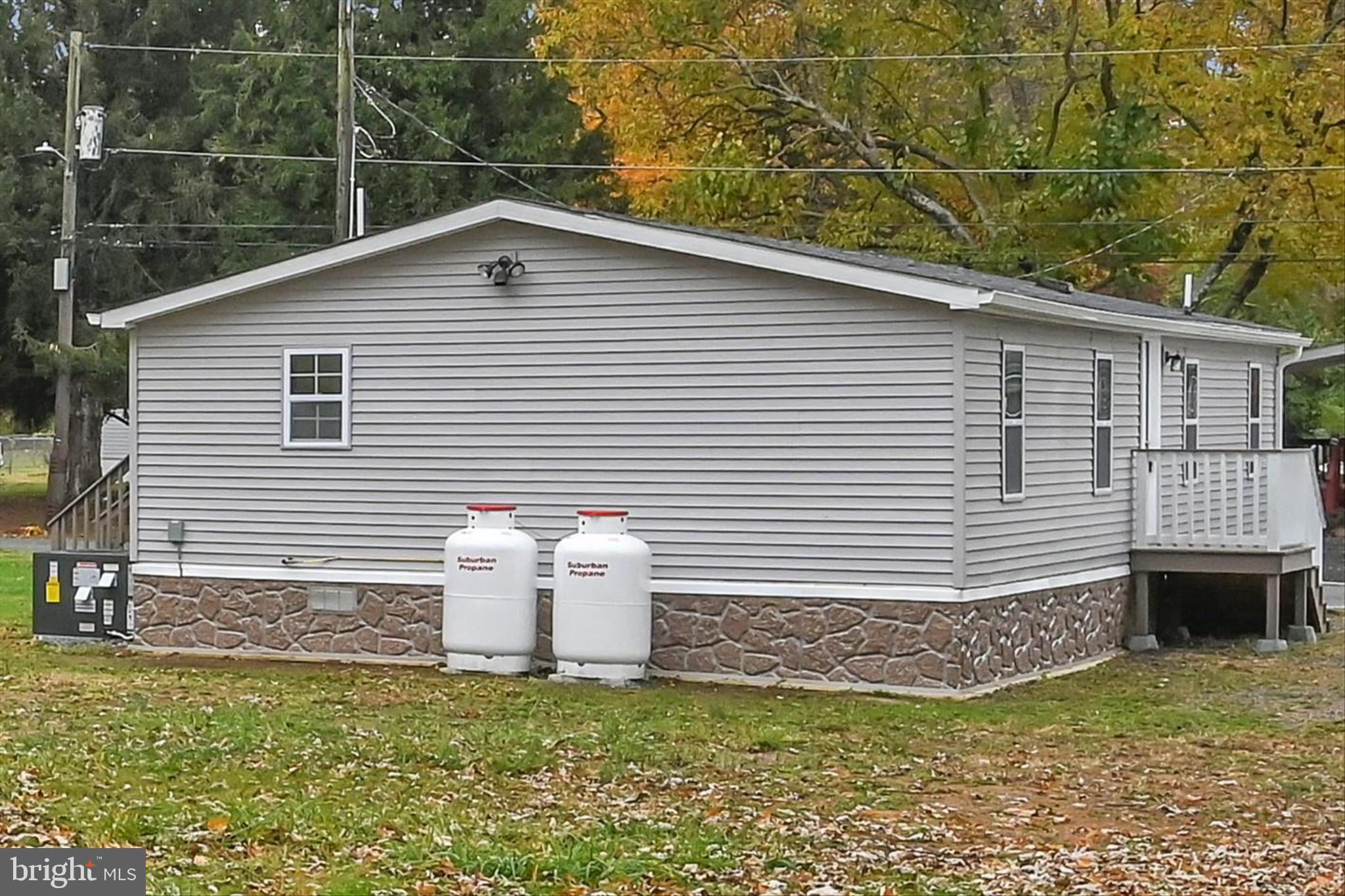 1111 Riverside Drive Pottstown, PA 19465 - Photo 4 of 34 Exterior Side