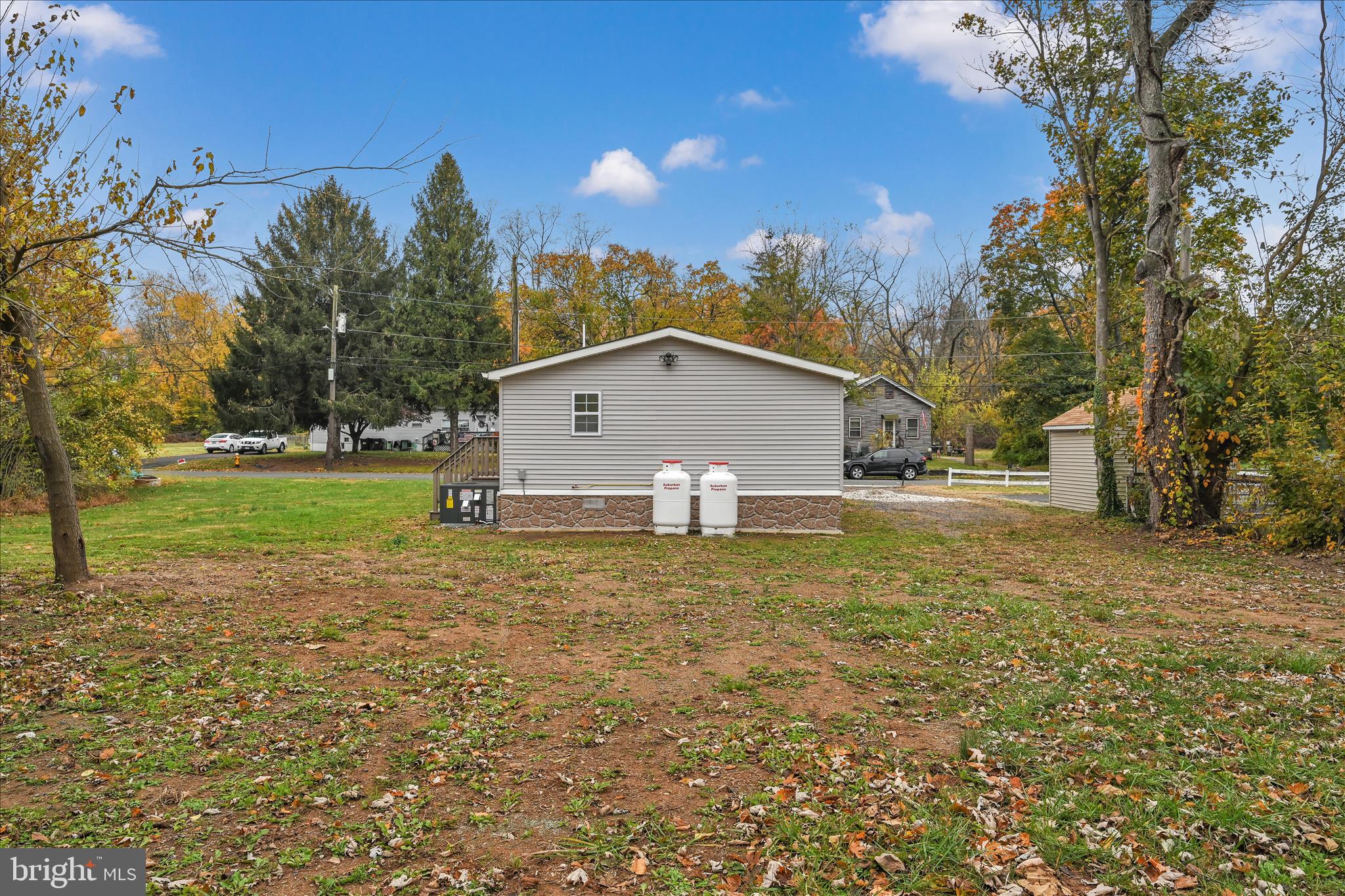 1111 Riverside Drive Pottstown, PA 19465 - Photo 5 of 34 Exterior Side