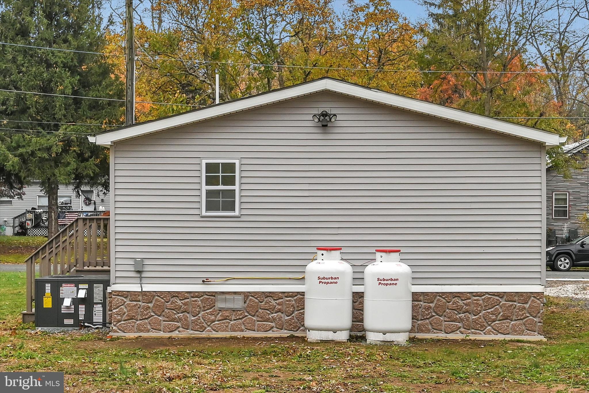 1111 Riverside Drive Pottstown, PA 19465 - Photo 6 of 34 Exterior Side