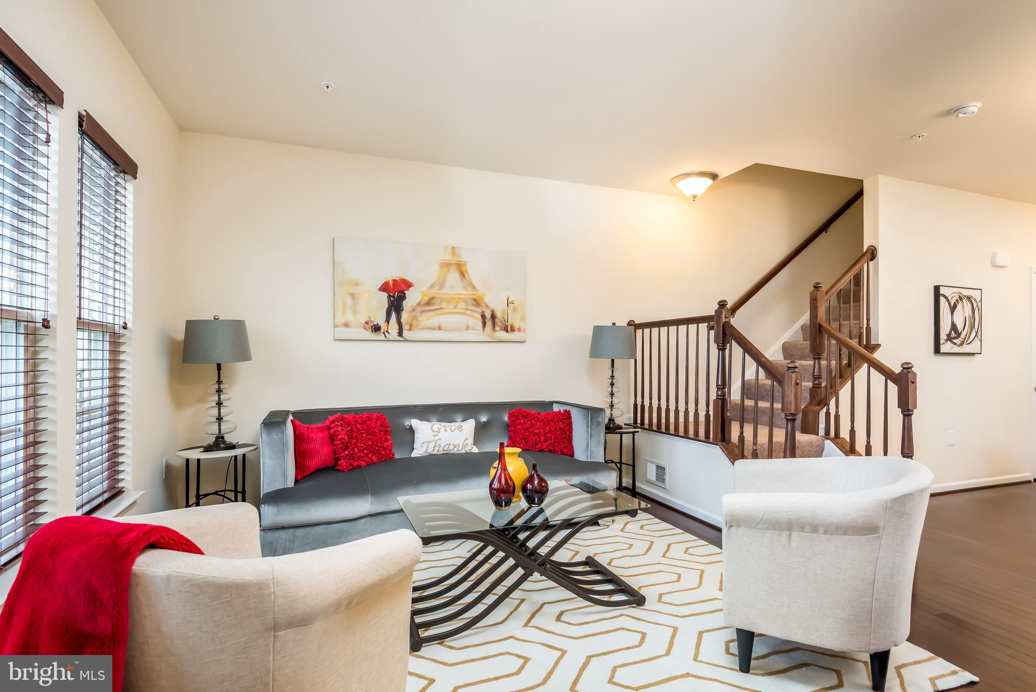 43503 Town Gate Square Chantilly, VA 20152 - Photo 4 of 25 Living Room