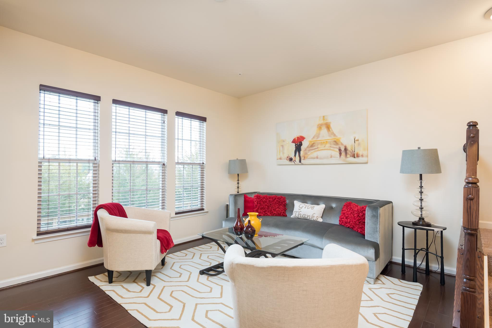 43503 Town Gate Square Chantilly, VA 20152 - Photo 5 of 25 Living Room