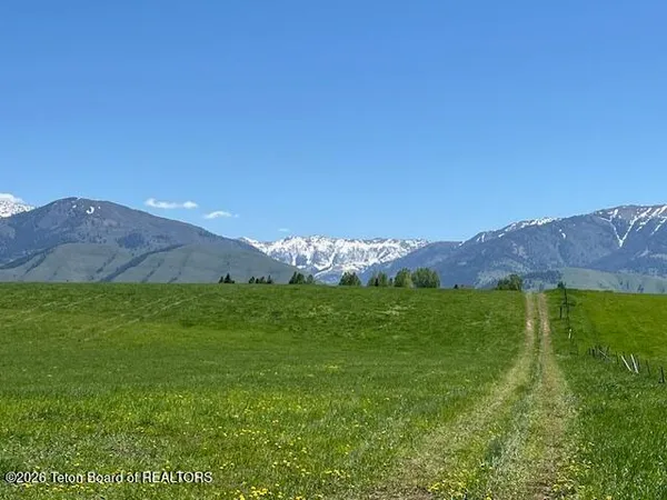 $1,080,250 | 5001 Fairview Spg Crk Road, Fairview, WY 83119