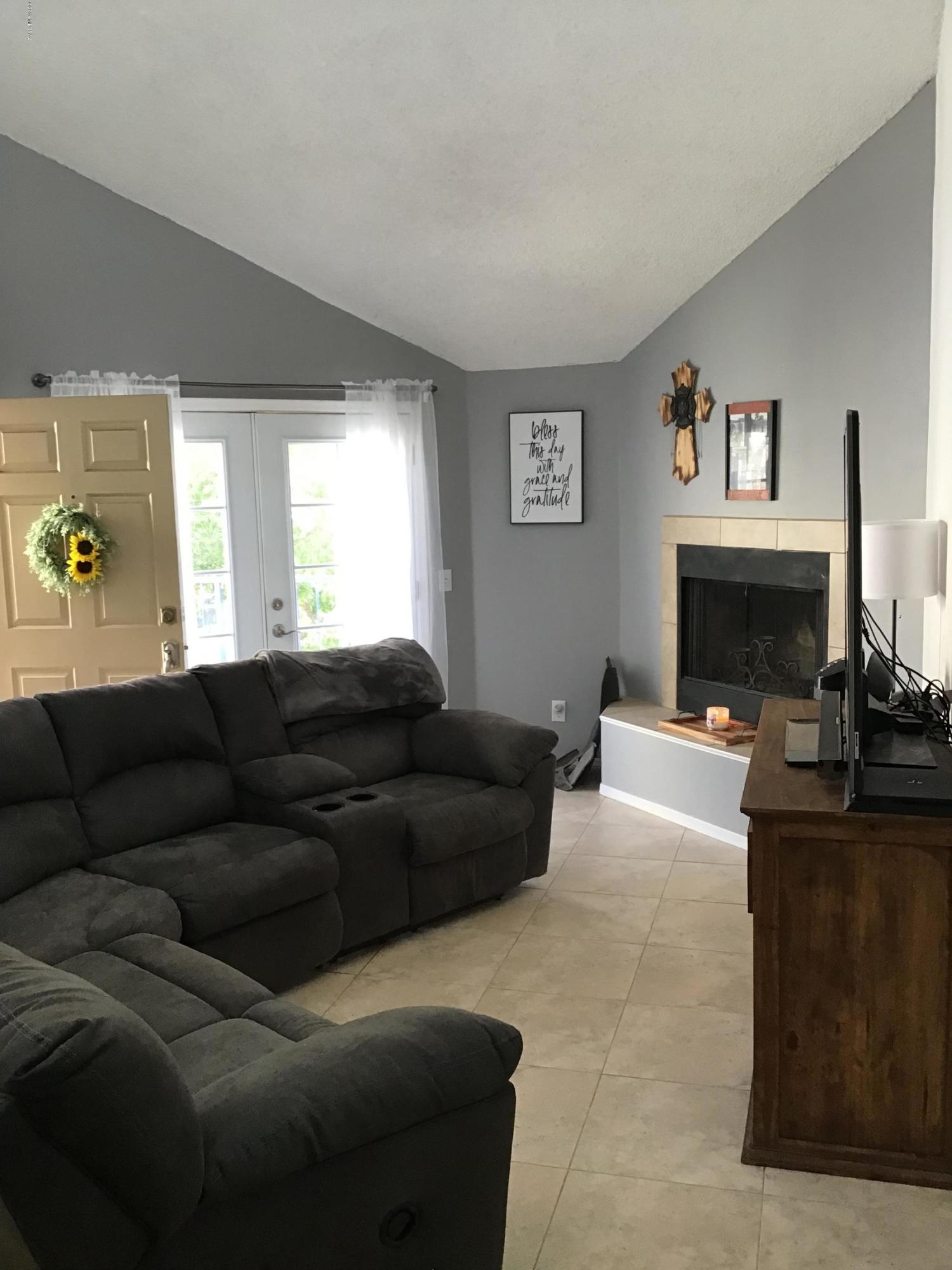 1200 East River Road, Unit A13 Tucson, AZ 85718 - Photo 6 of 29
