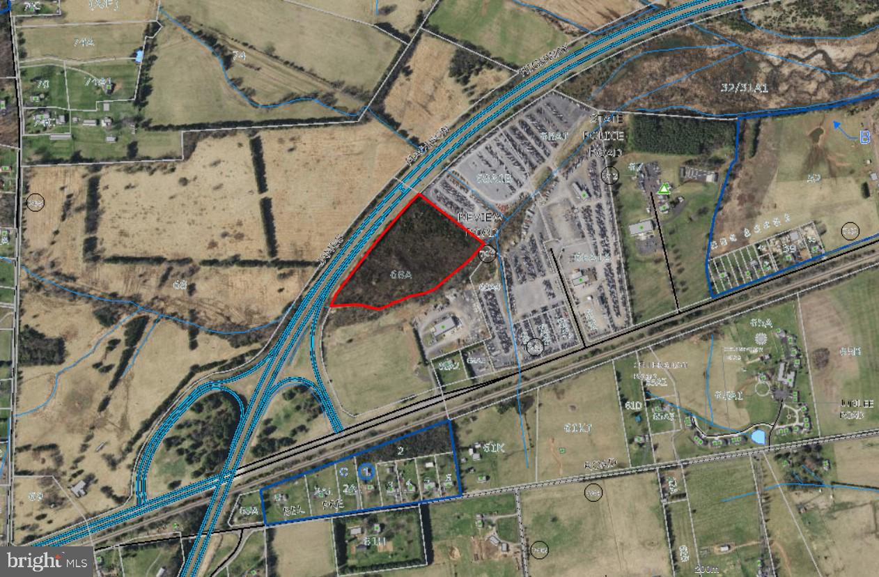 a close up of a street sign