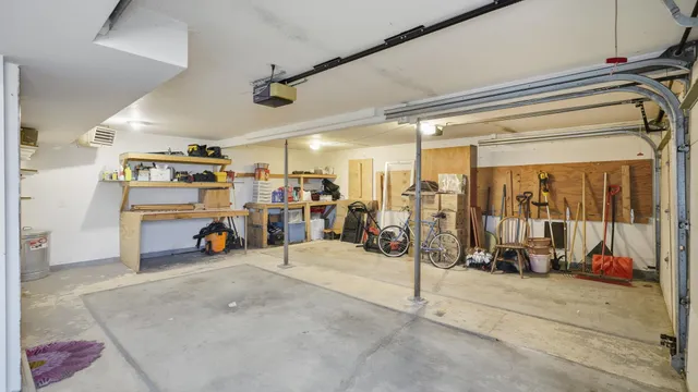 $319,500 | 103 Calm Court, Mapleton, MN 56065