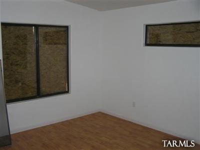 6966 South Radec Lane Tucson, AZ 85756 - Photo 3 of 8 a view of an empty room