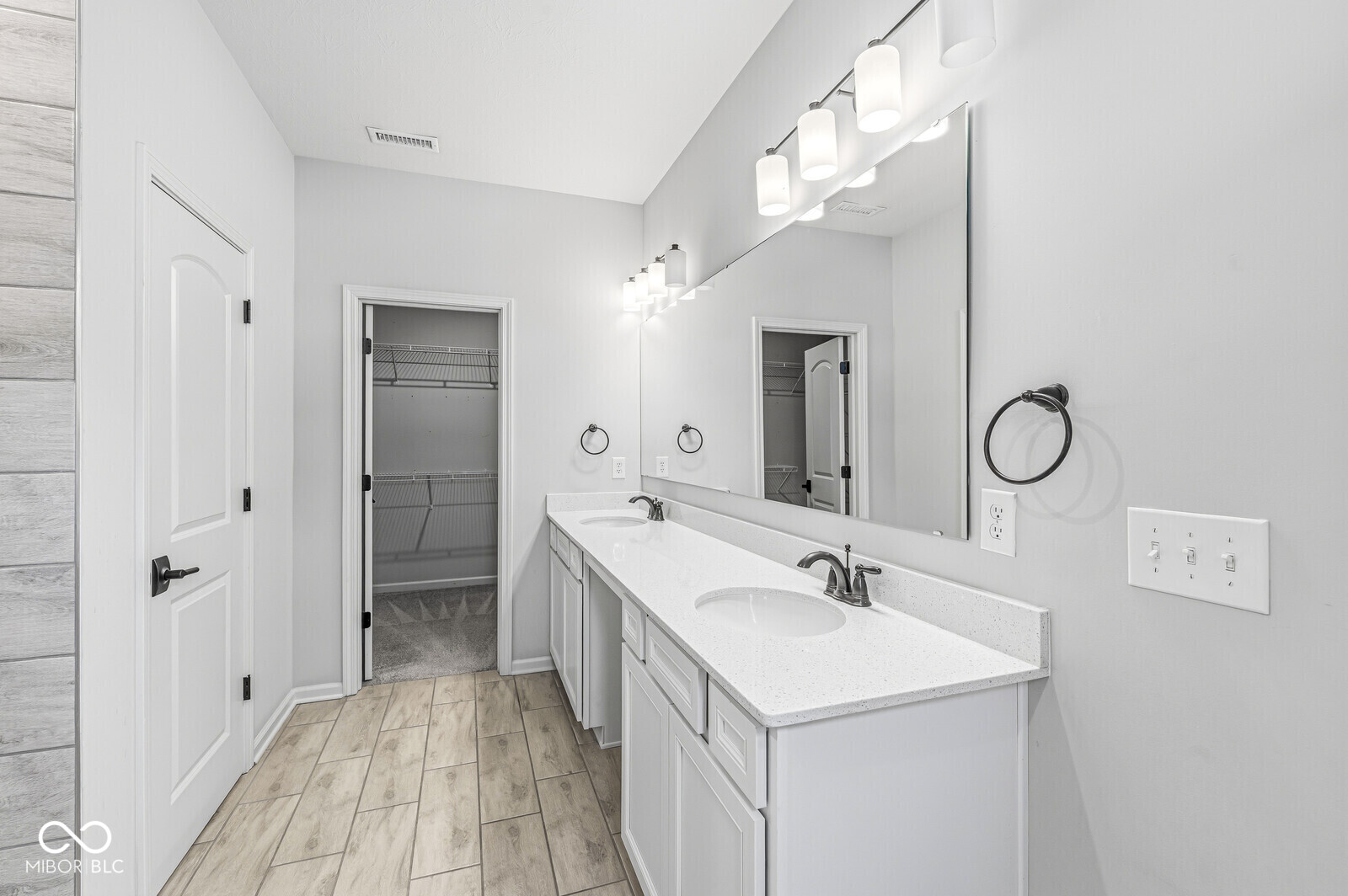 9754 Junction Station Fishers, IN 46037 - Photo 26 of 36