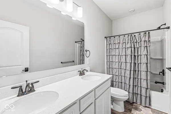 $499,900 | 9754 Junction Station, Fishers, IN 46037