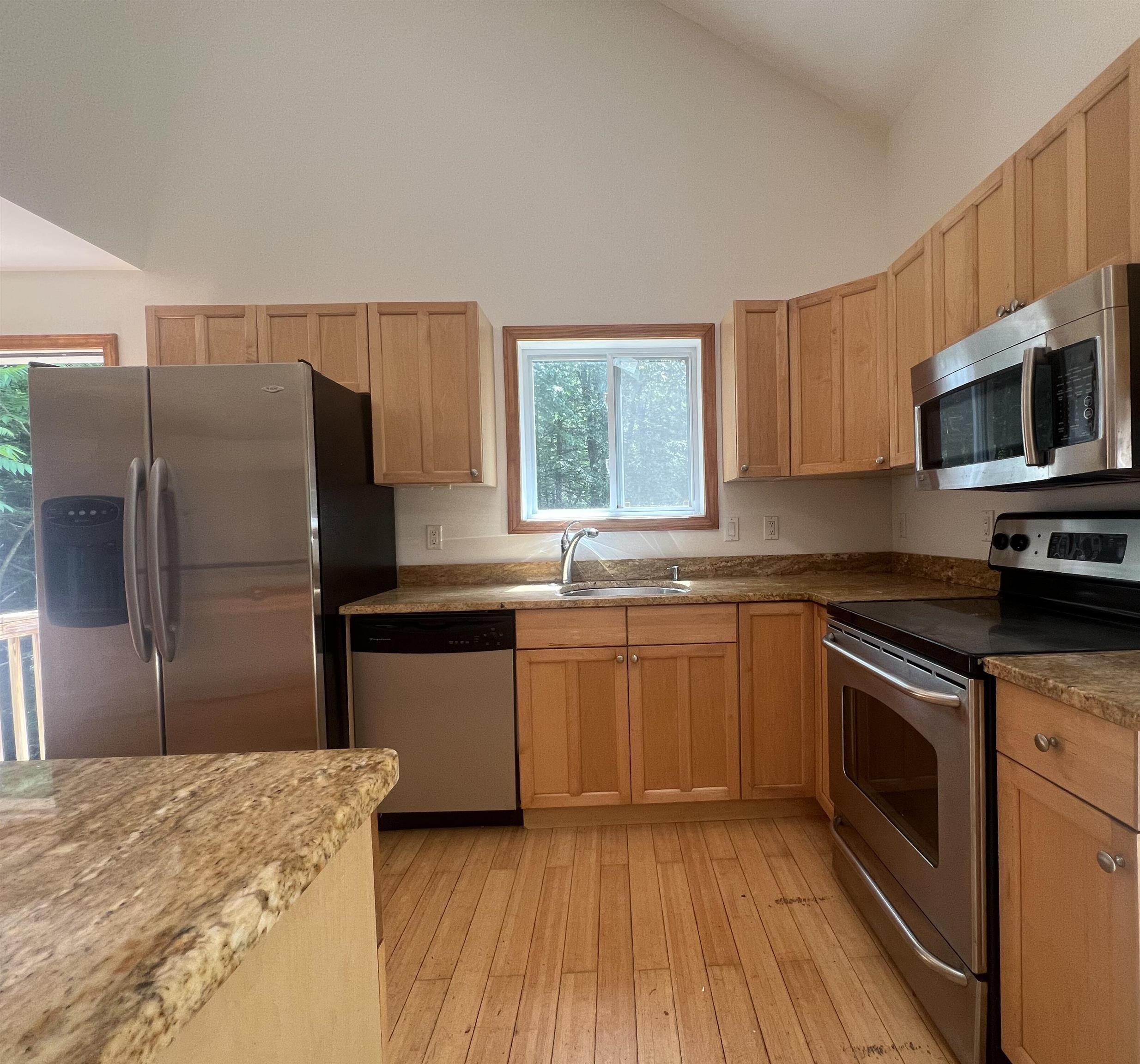 12 Cornwall Place Farmington, NH 03835 - Photo 20 of 45