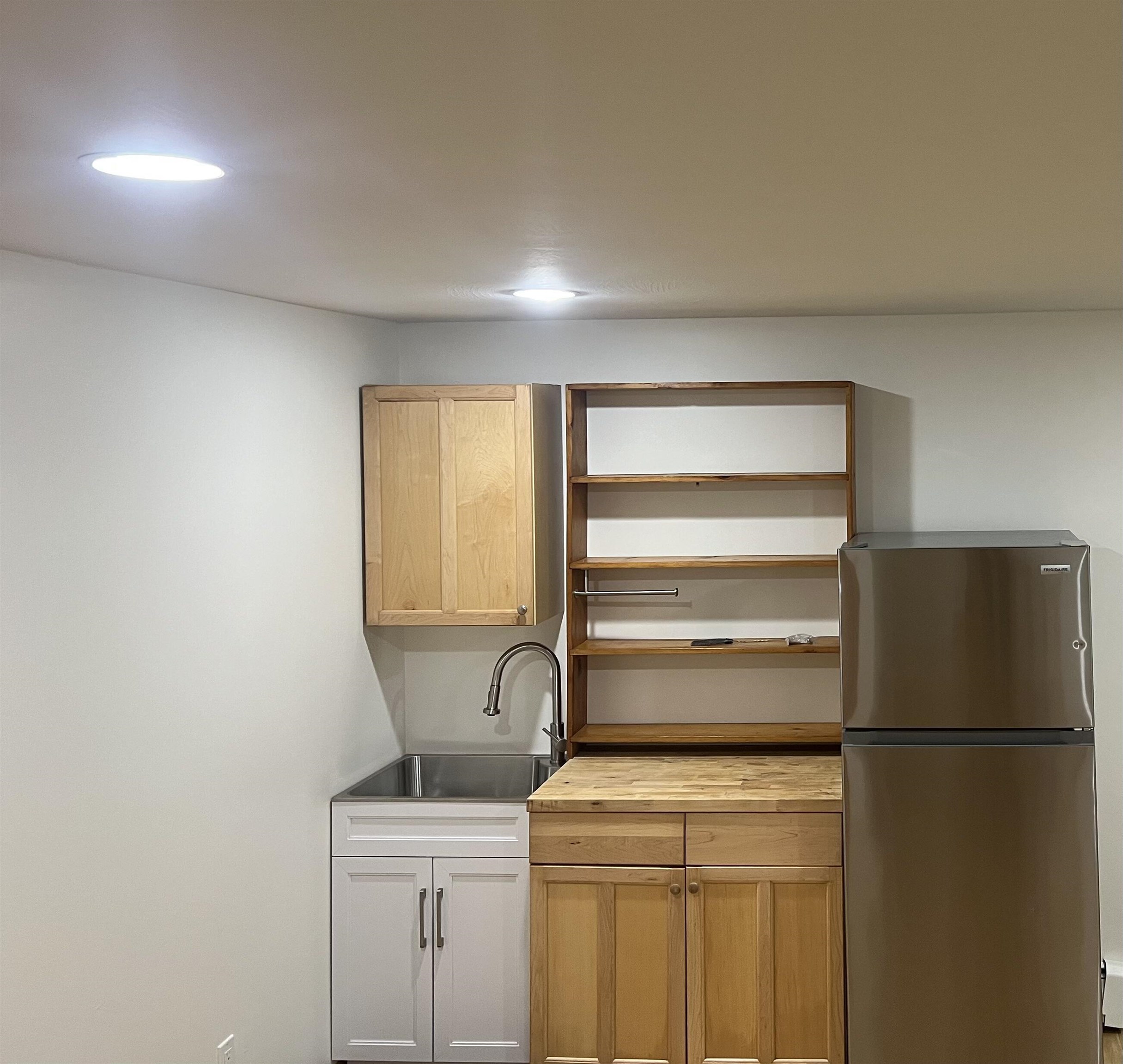 12 Cornwall Place Farmington, NH 03835 - Photo 35 of 45