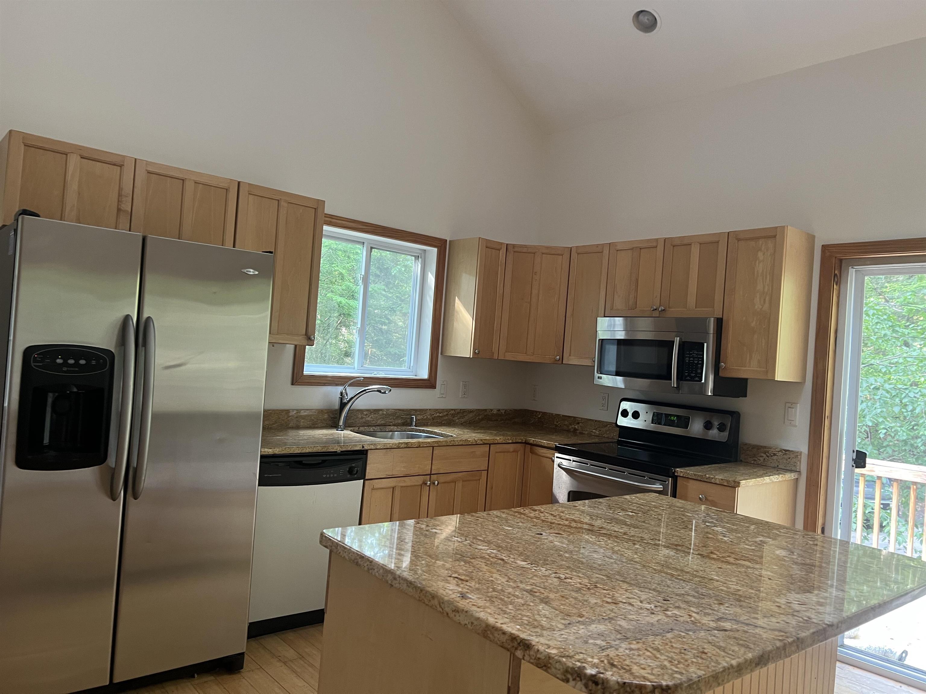 12 Cornwall Place Farmington, NH 03835 - Photo 36 of 45