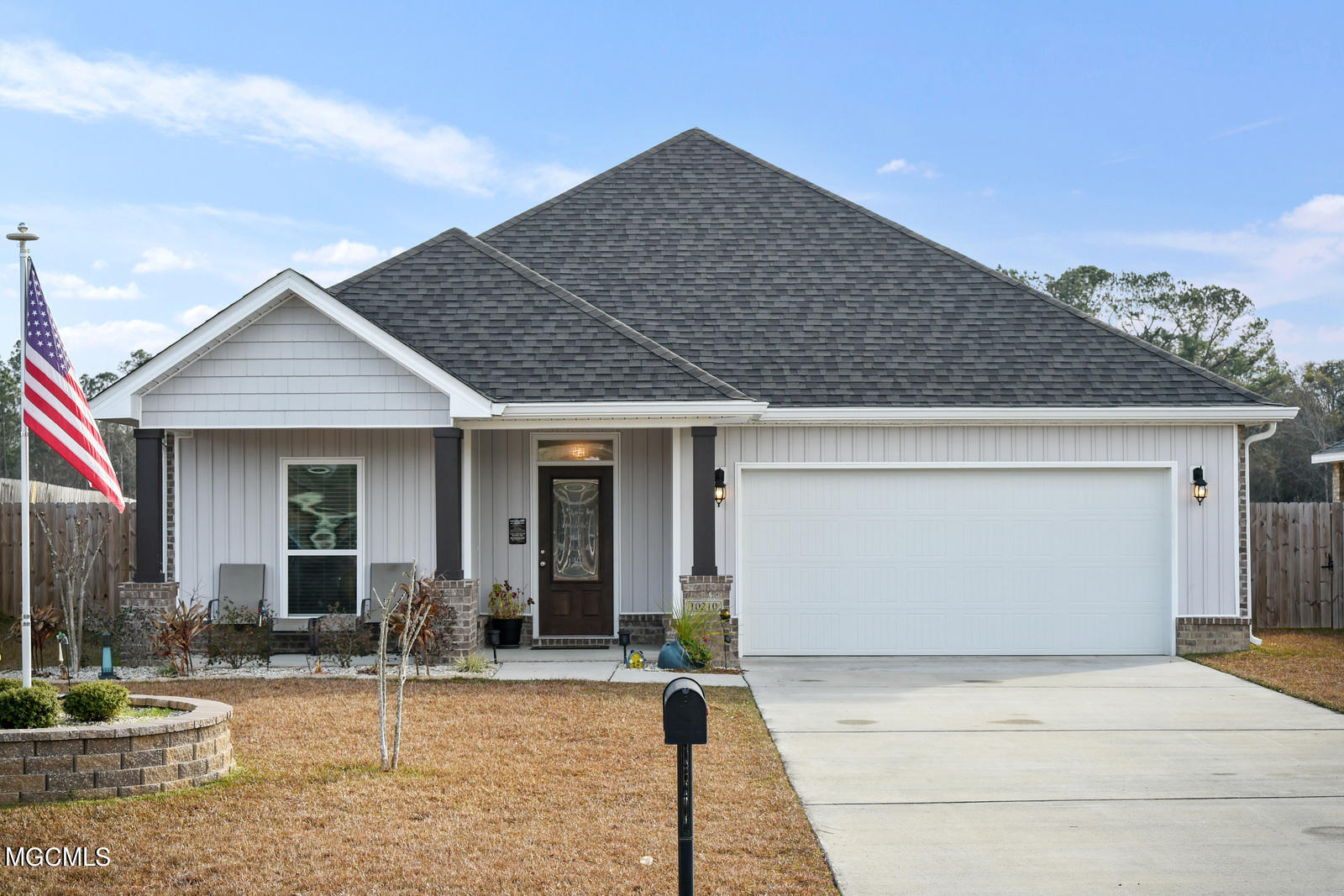 10210 Hutter Road Gulfport, MS 39503 - Photo 2 of 22 002_1600x1067_mls_1600x1067