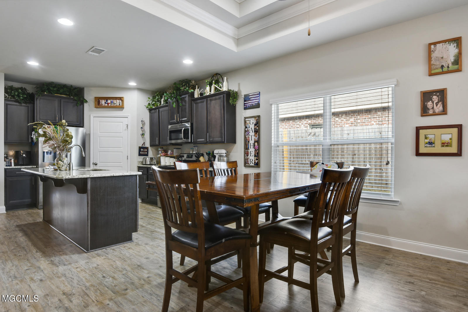 10210 Hutter Road Gulfport, MS 39503 - Photo 9 of 22 009_1600x1067_mls_1600x1067