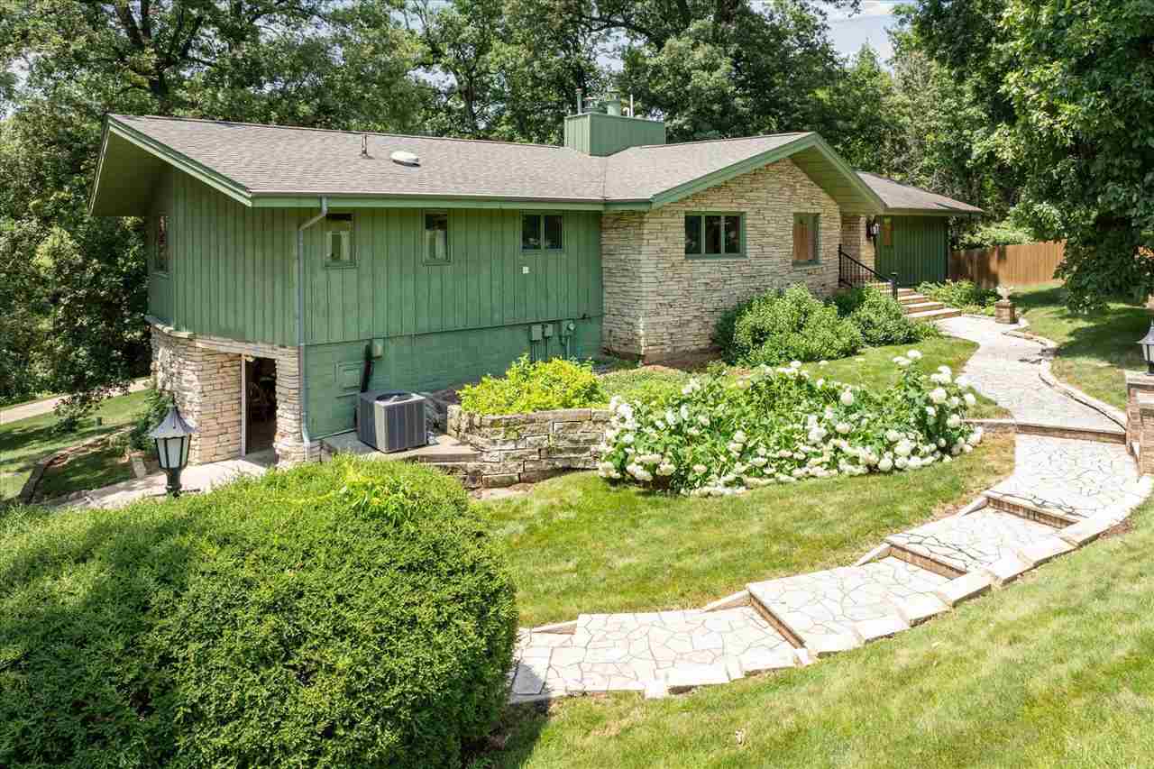 3685 Stone Road Northeast Solon, IA 52333 - Photo 47 of 63 Gallery Image 47