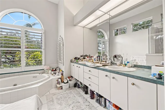 $1,350,000 | 777 Cattail Court Northeast, St. Petersburg, FL 33703