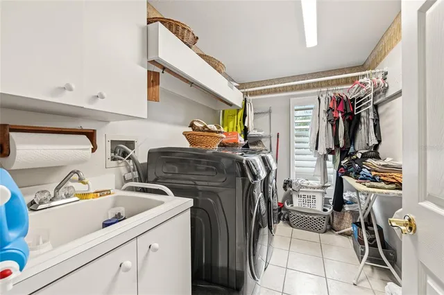 $1,350,000 | 777 Cattail Court Northeast, St. Petersburg, FL 33703