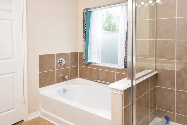 $221,900 | 6207 Lovage Avenue, Crosby, TX 77532