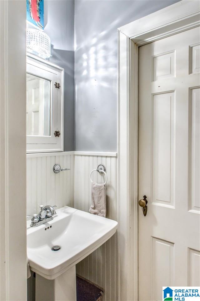 1823 Lancaster Road Birmingham, AL 35209 - Photo 16 of 24