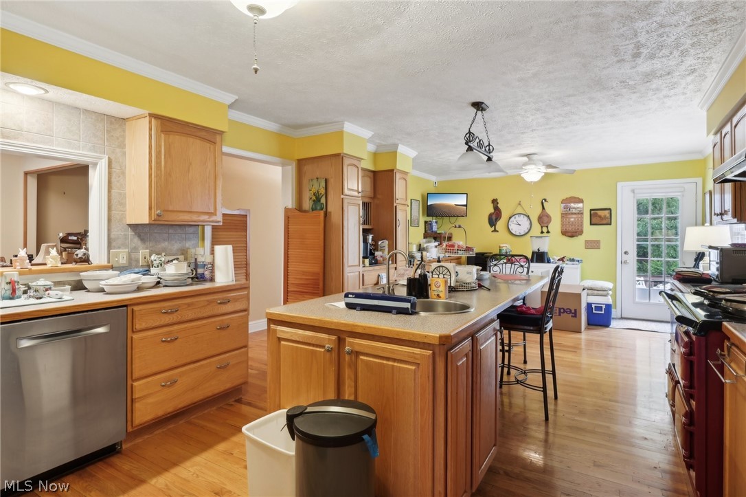 3819 Maplecrest Road Woodmere, OH 44122 - Photo 14 of 34 Gallery Image 14