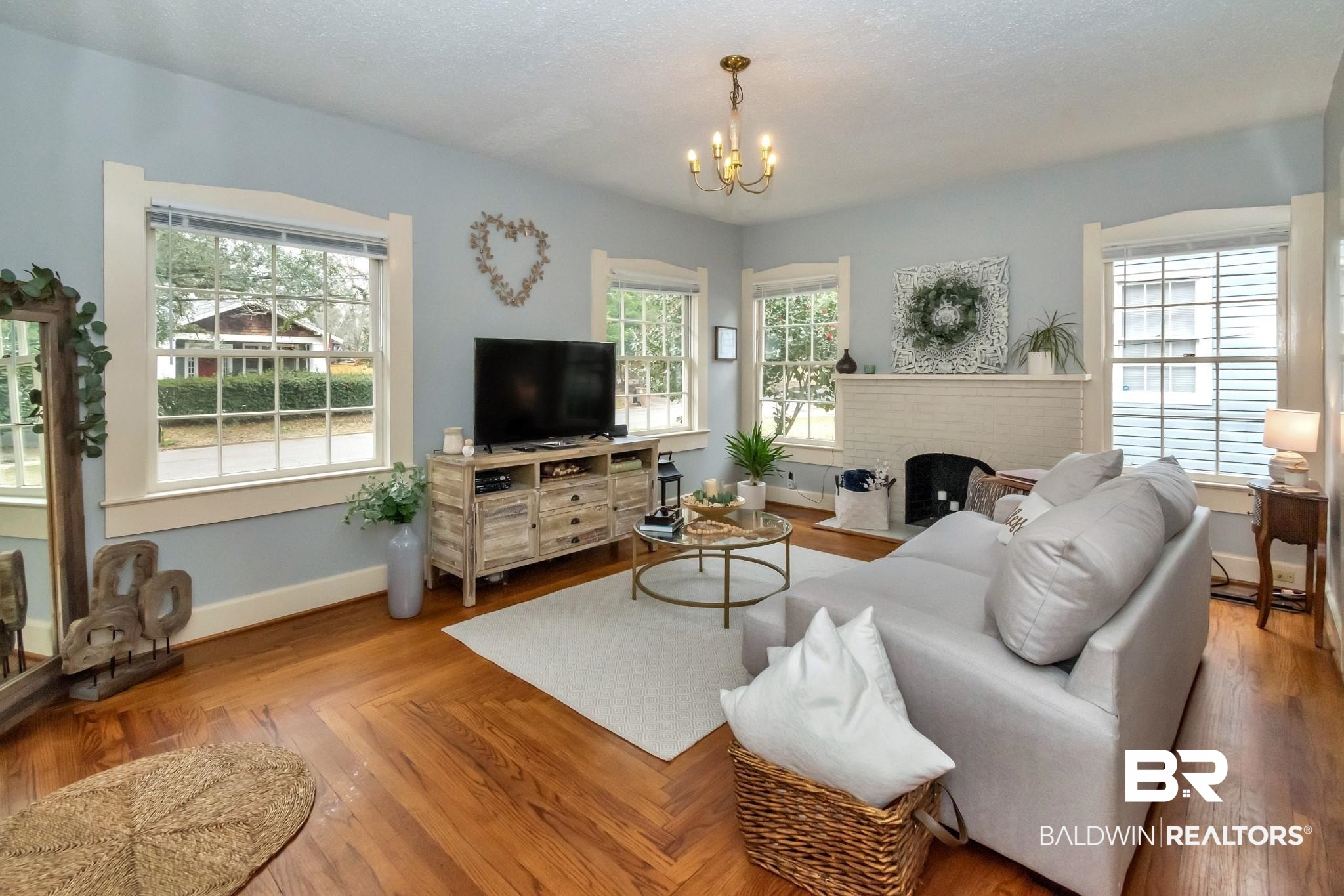 57 South Fulton Street Mobile, AL 36606 - Photo 3 of 36