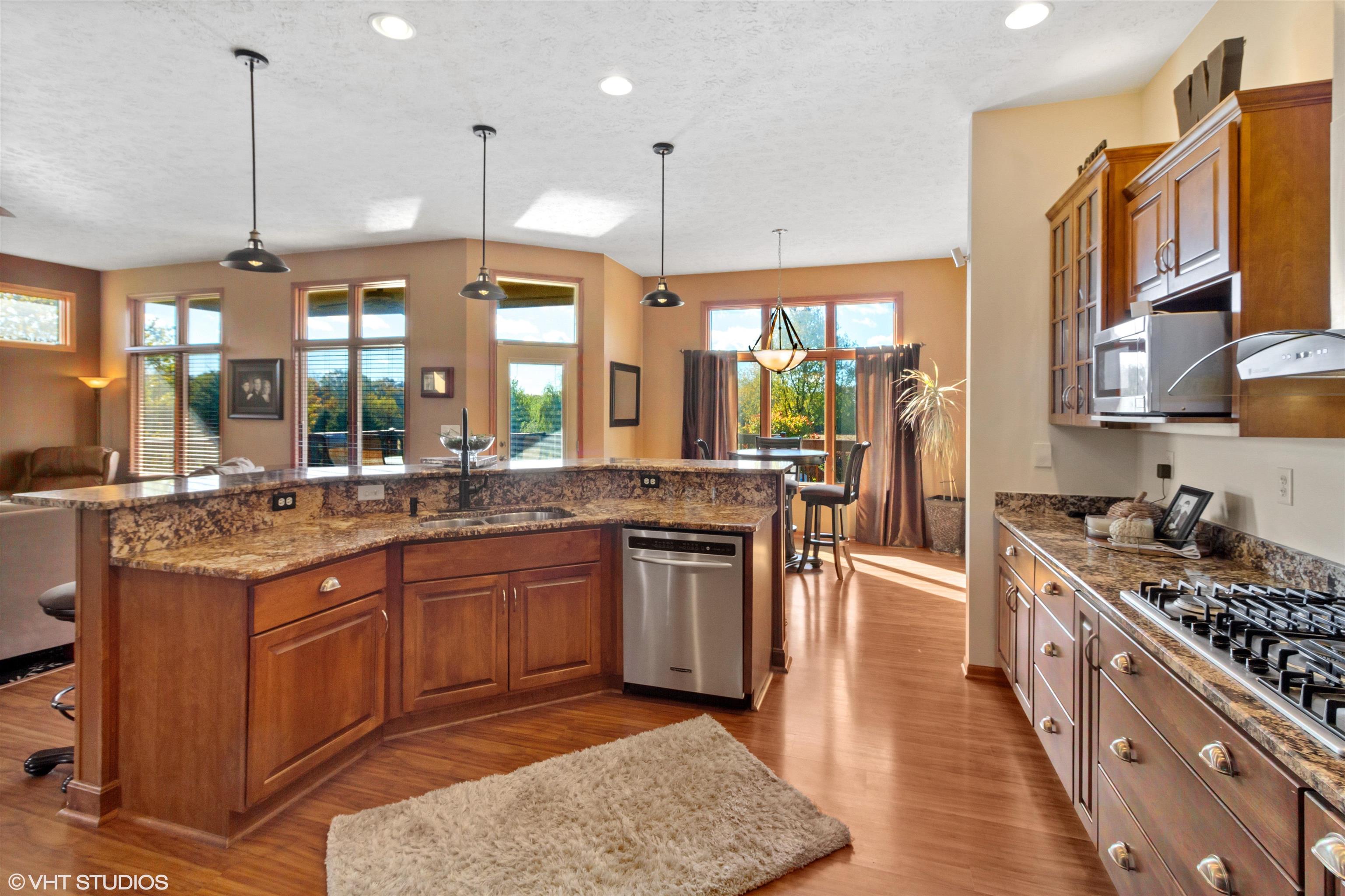 7139 Hawthorne Ridge Roscoe, IL 61073 - Photo 7 of 26 Gallery Image 7