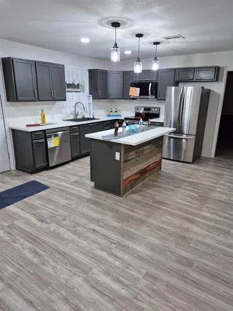 $219,900 | 310 South Lightner Avenue, Iowa, LA 70647