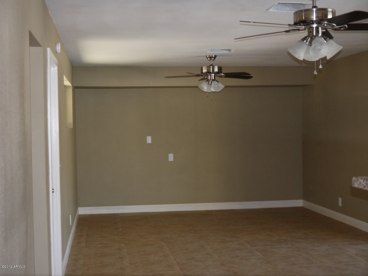 3108 West Bloomfield Road Phoenix, AZ 85029 - Photo 3 of 23 337