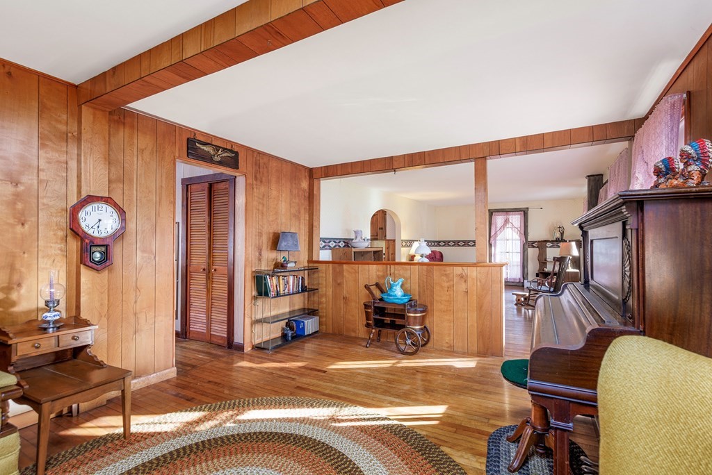 5 Upper Perryville Road Dudley, MA 01571 - Photo 10 of 42 Gallery Image 10