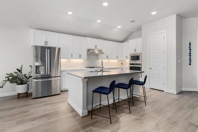 $629,000 | 112 Bell Hill Drive, Dripping Springs, TX 78620