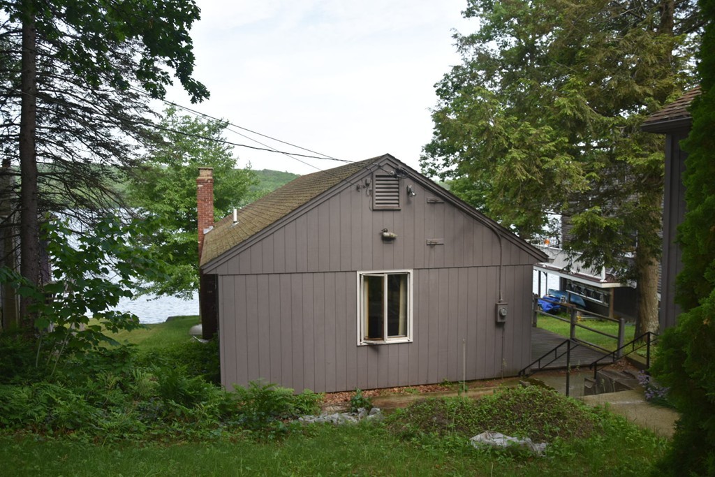 176 Manchaug Road Sutton, MA 01590 - Photo 3 of 16 Gallery Image 3