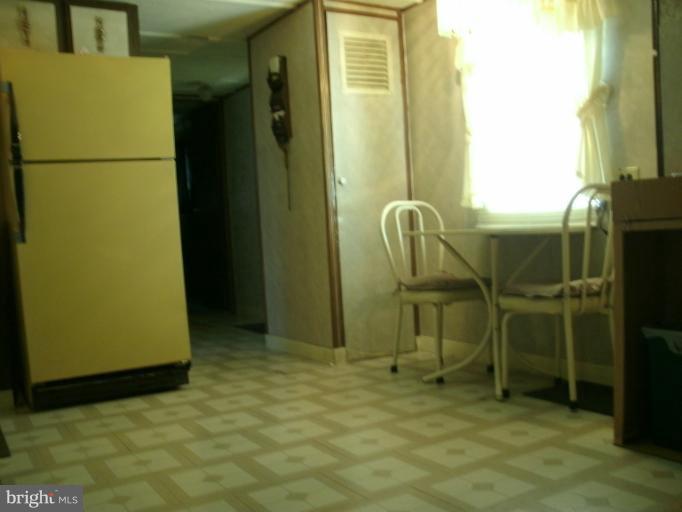 133 Trailway Road Middle River, MD 21220 - Photo 6 of 17 Bright and Roomy Eat-In-Kitchen